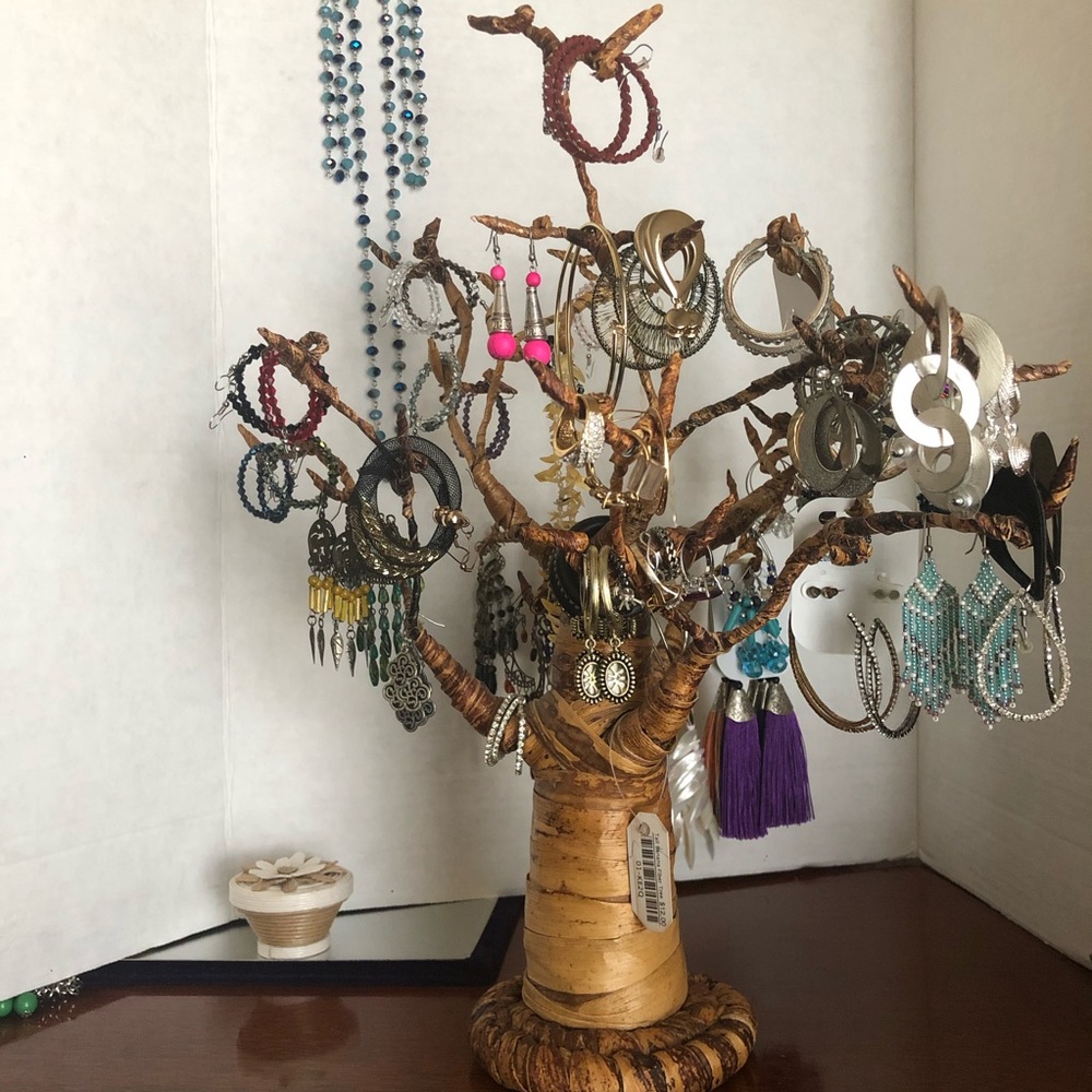 Unisex Tree